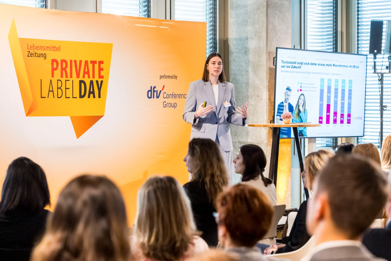 Vortrag auf dem LZ Private Label Day der dfv Conference Group vor vollem Saal